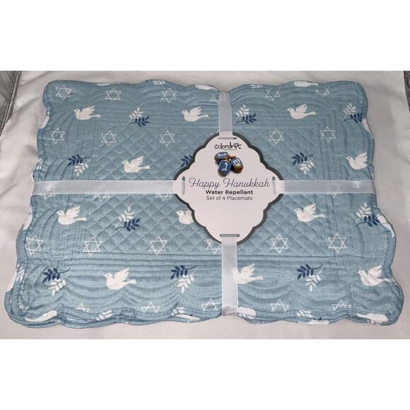 NEW COLORDRIFT HANUKKAH PLACEMATS STAR OF DAVID DOVE BLUE WATER REPELLENT SET/4 - Picture 1 of 5